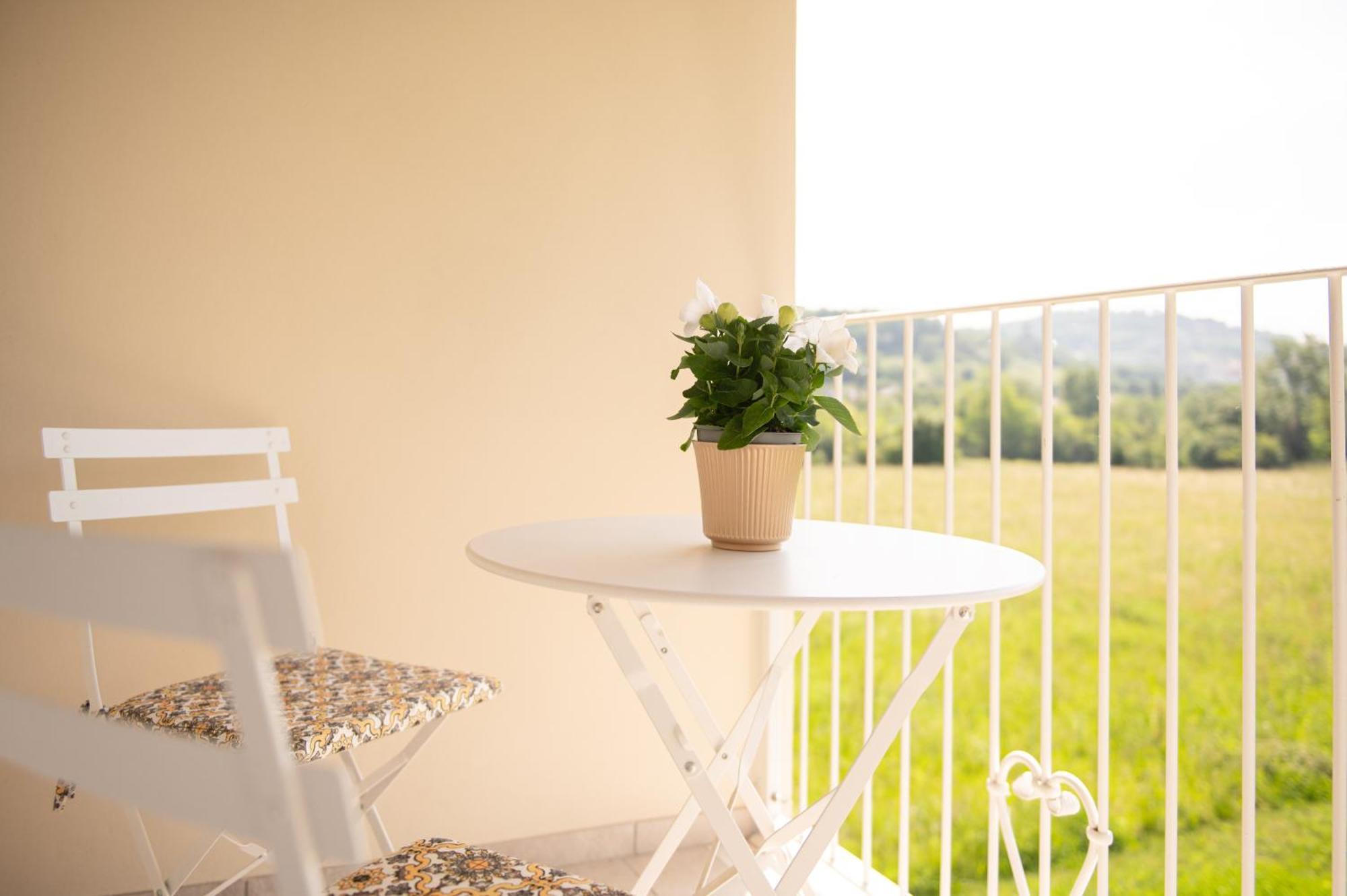 Calvene B&B Casa Pralunghi מראה חיצוני תמונה